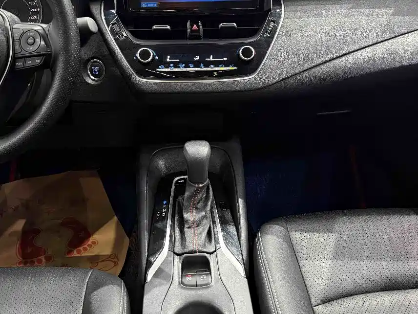 Toyota Corolla 2021 — фото 16