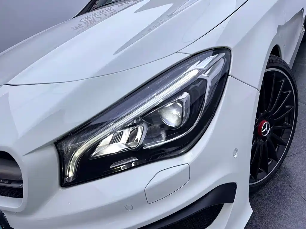 Mercedes-Benz CLA AMG 2015 — фото 30