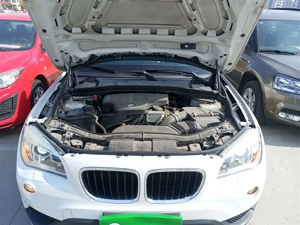 BMW X1 2015 — фото 16