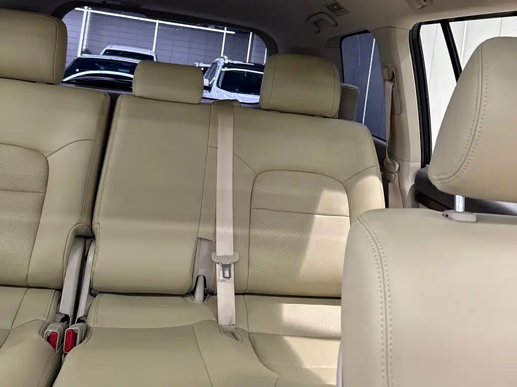 Toyota Land Cruiser 2020 — фото 31