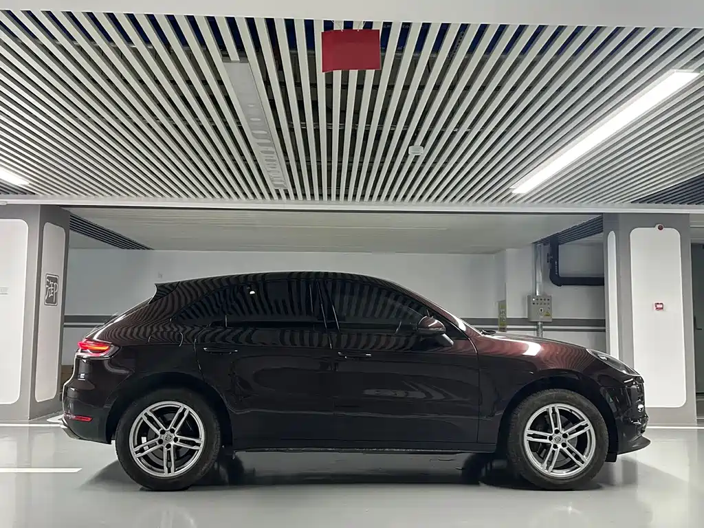 Porsche Macan 2020 — фото 25