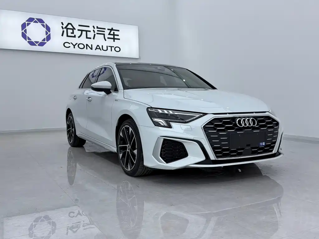 Audi A3 2022 — фото 2