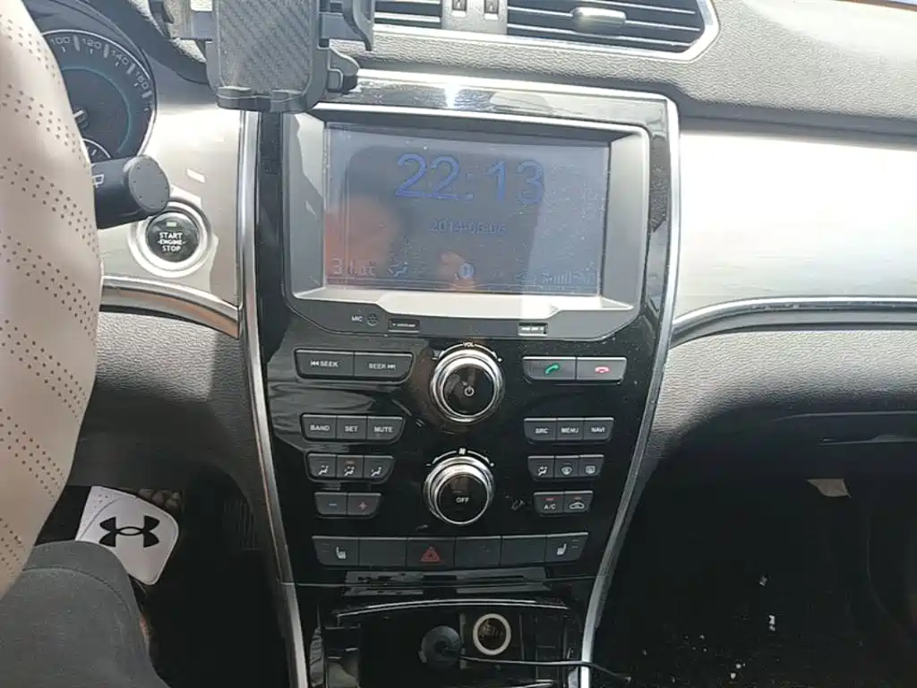 Haval H2 2015 — фото 13