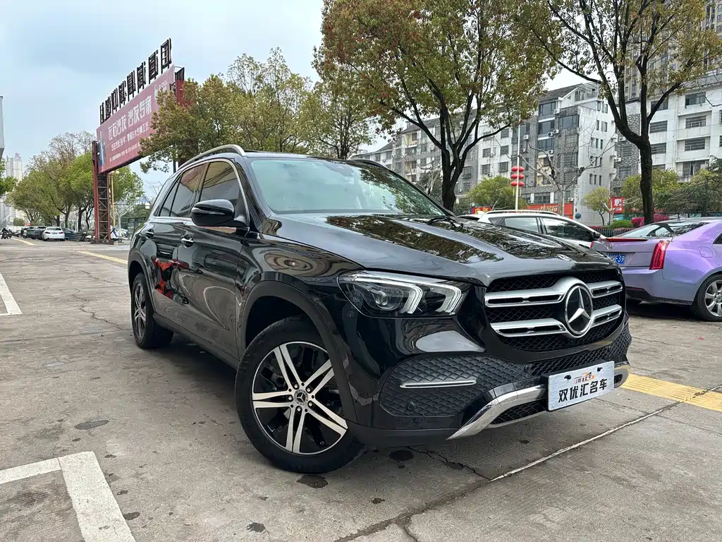 Mercedes-Benz GLE 2020 — фото 3