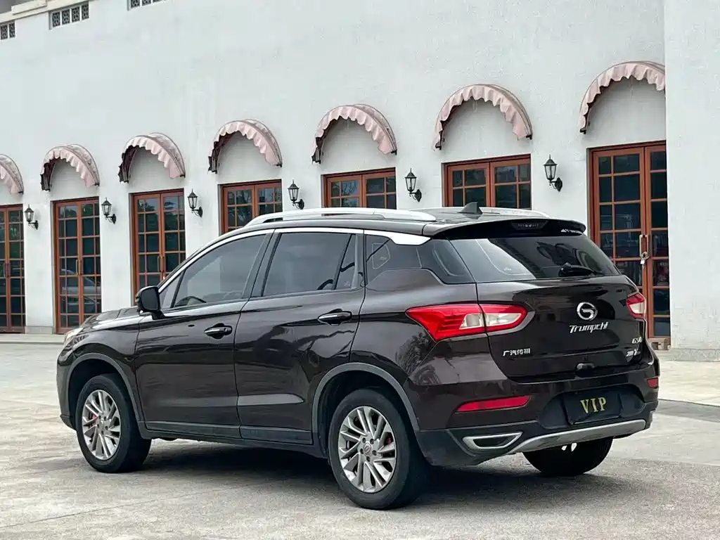 GAC Motor Trumpchi GS4 2016 — фото 4