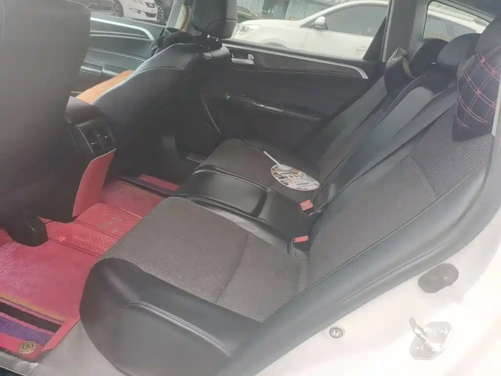 Honda Jade 2019 — фото 13