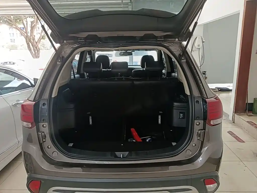Mitsubishi Outlander 2020 — фото 19