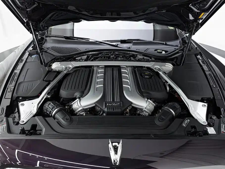 Bentley Flying Spur 2020 — фото 19