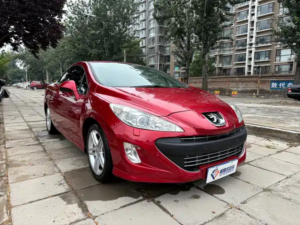 Peugeot 308 2012