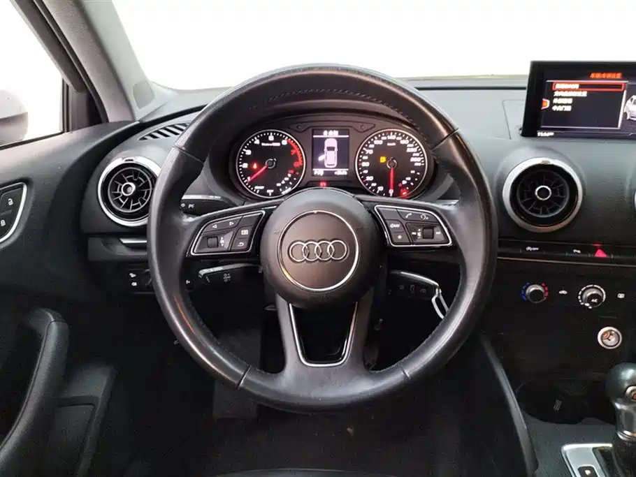 Audi A3 2021 — фото 15