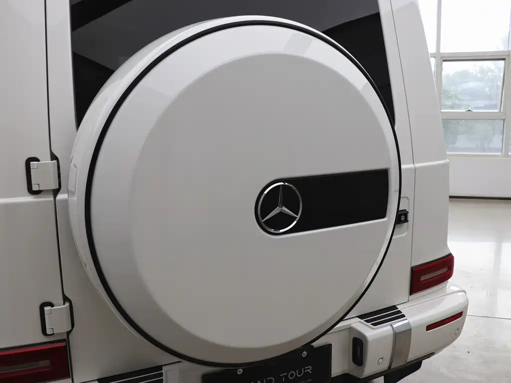 Mercedes-Benz G-Class 2023 — фото 30