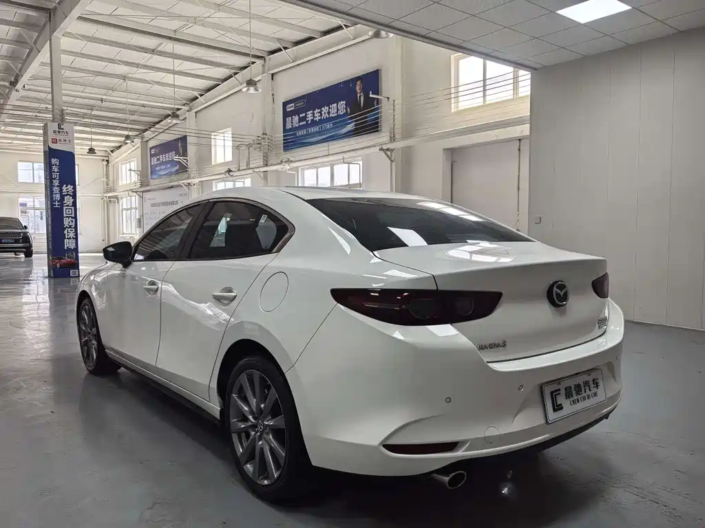 Mazda 3 Axela 2026