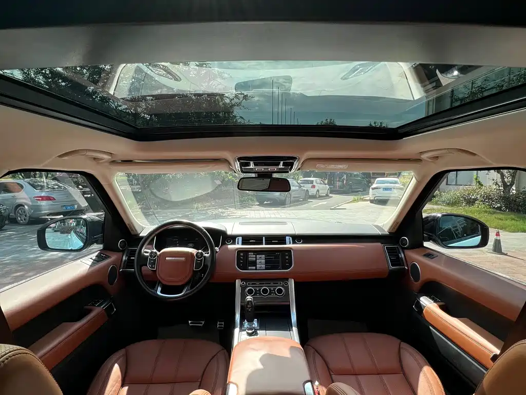 Land Rover Range Rover Sport 2015 — фото 11