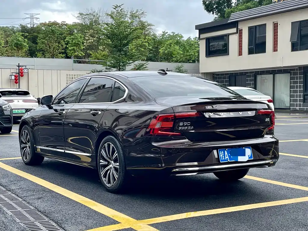 Volvo S90 2021 — фото 6