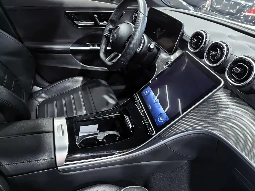 Mercedes-Benz C-Class 2022 — фото 10
