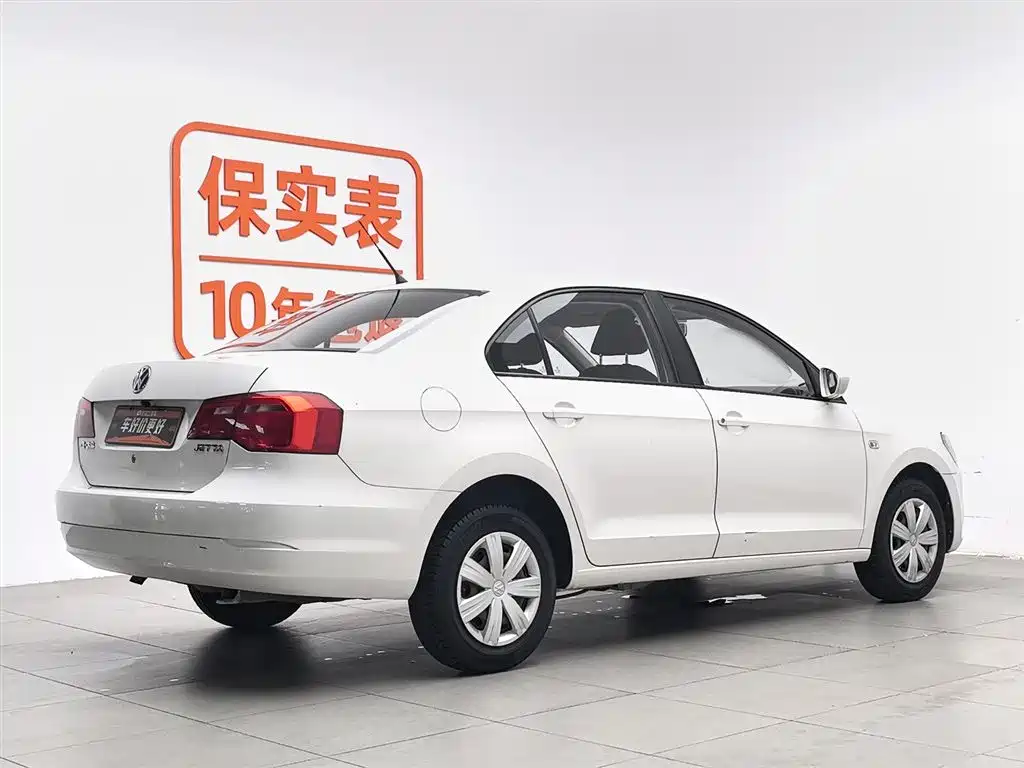 Volkswagen Jetta 2015 — фото 2