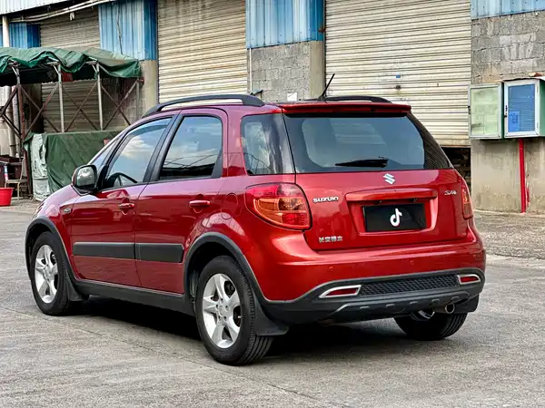 Suzuki Karma 2011