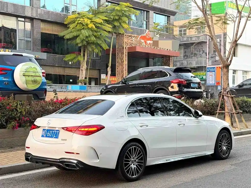 Mercedes-Benz C-Class 2022 — фото 15