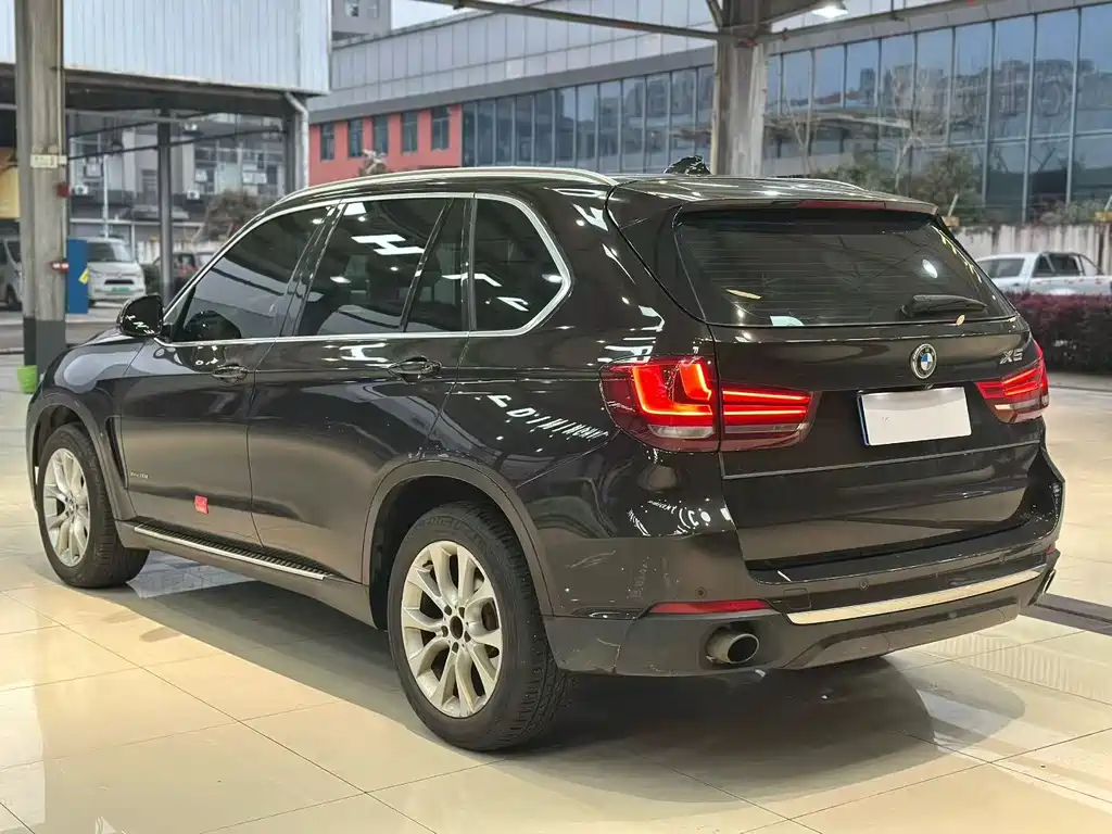 BMW X5 2018 — фото 6