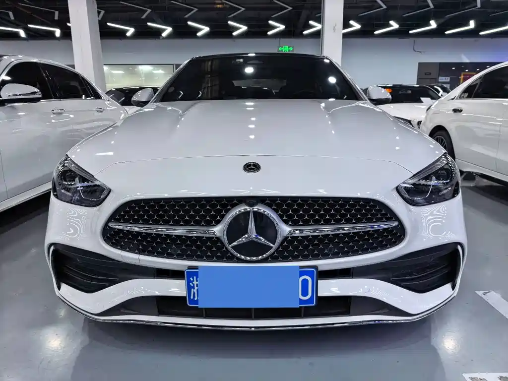Mercedes-Benz C-Class 2022 — фото 2