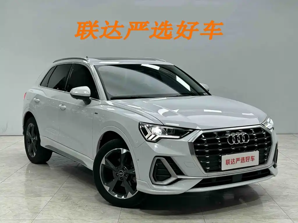 Audi Q3 2022 — фото 23