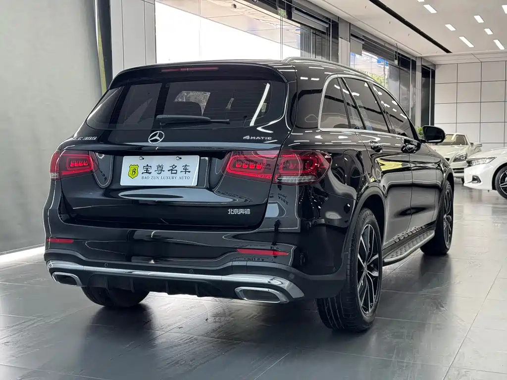 Mercedes-Benz GLC 2021 — фото 4