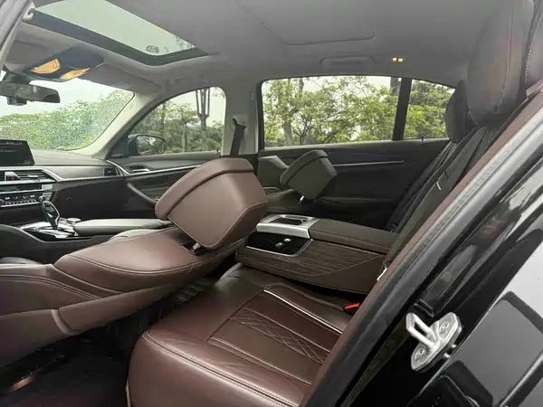 BMW 5 Series 2020
