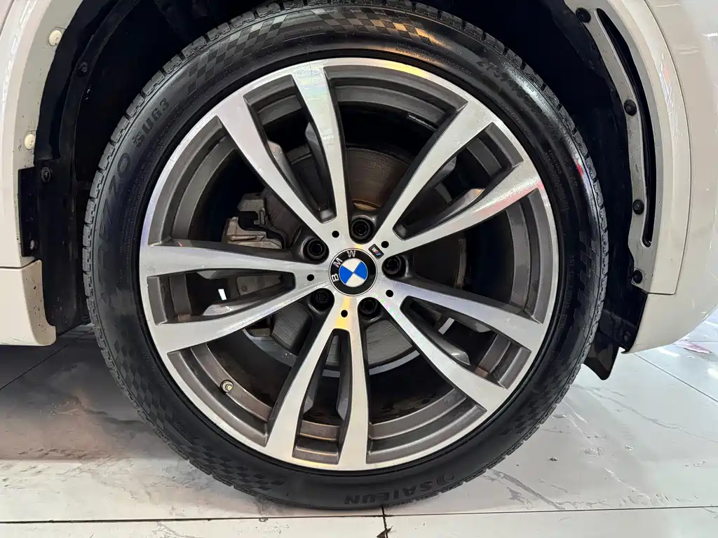 BMW X5 2018 — фото 13