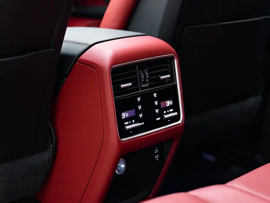 Porsche Cayenne 2022 — фото 11