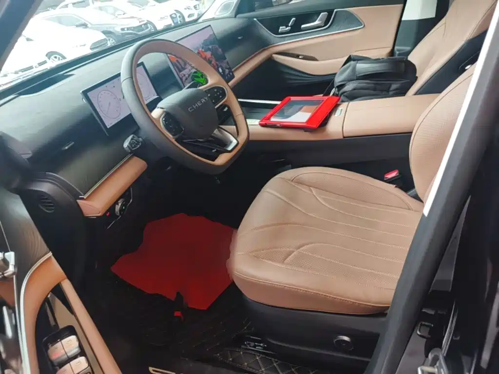 Chery Tiggo 8L 2025 — фото 15