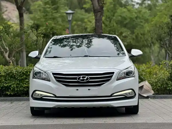 Hyundai Mistra 2015