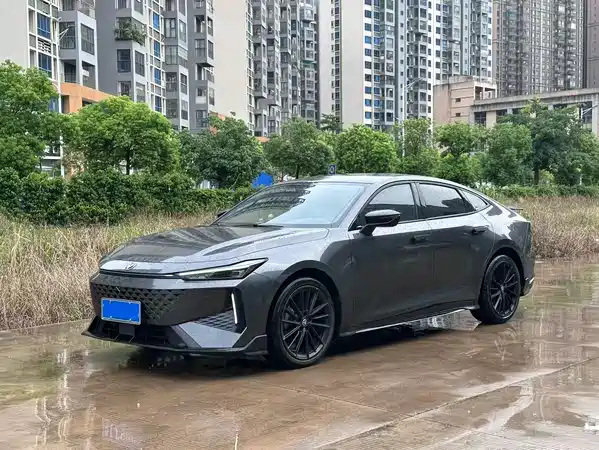 Changan UNI-V 2024