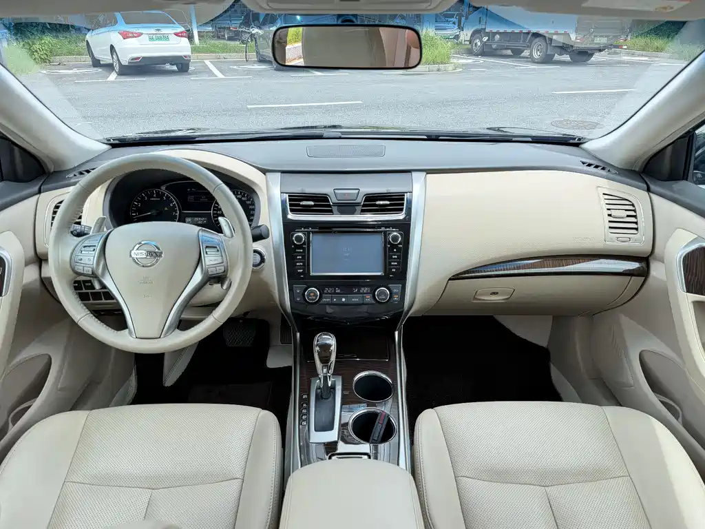 Nissan Teana 2013