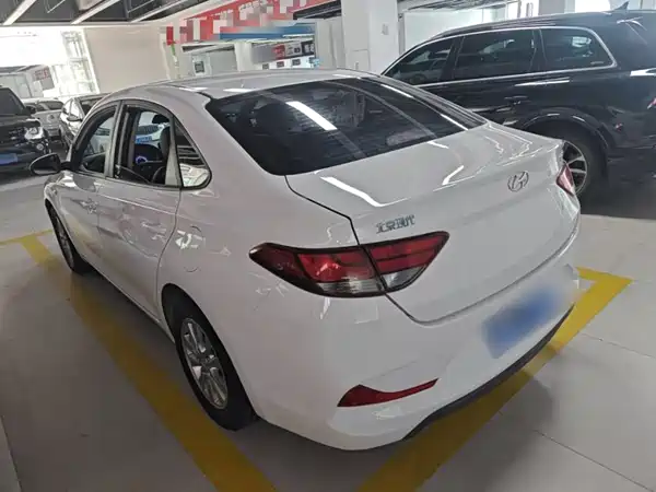 Hyundai Yuedong 2018