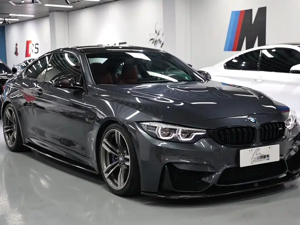 BMW M4 2018 — фото 2
