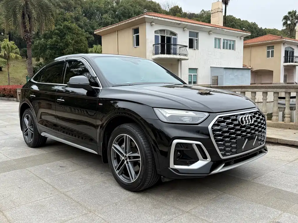 Audi Q5L Sportback 2022 — фото 3