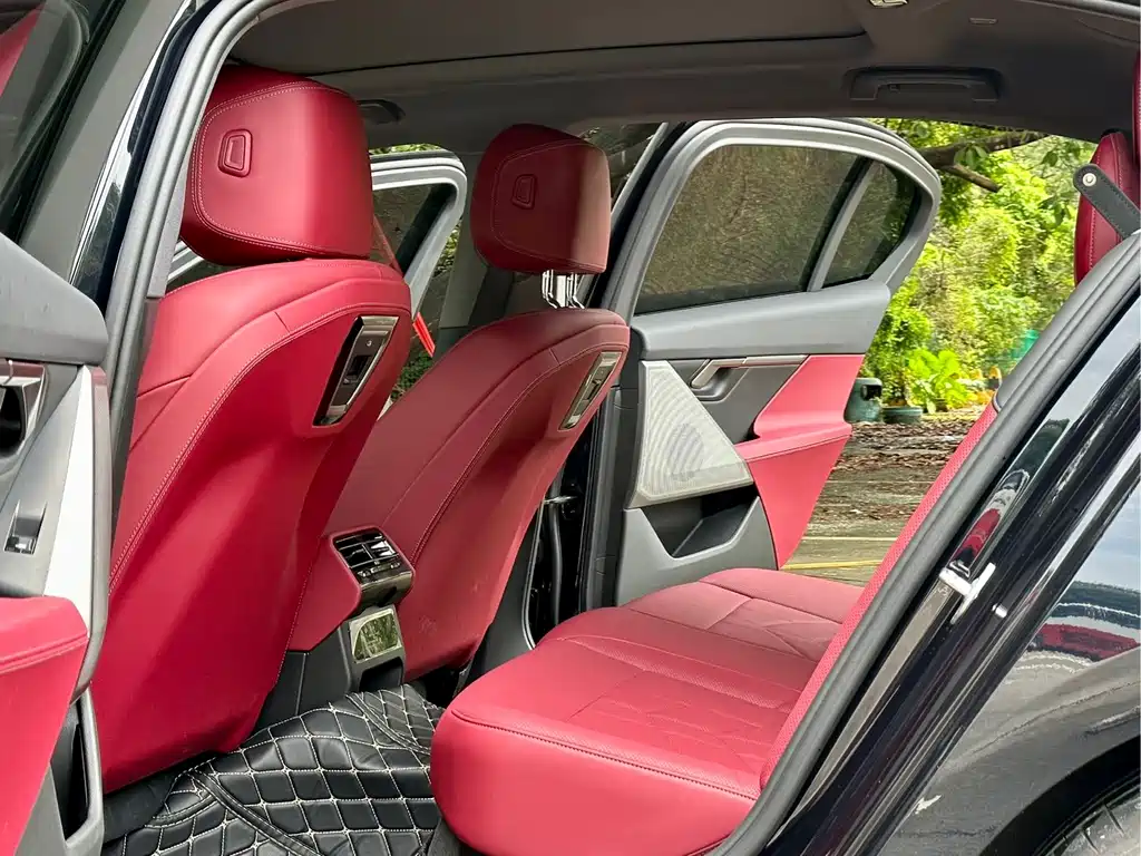 BMW i5 2025 — фото 12