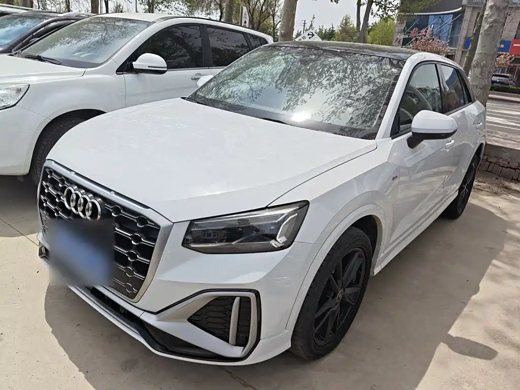Audi Q2L 2022