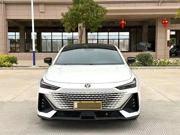 Changan UNI-V 2022