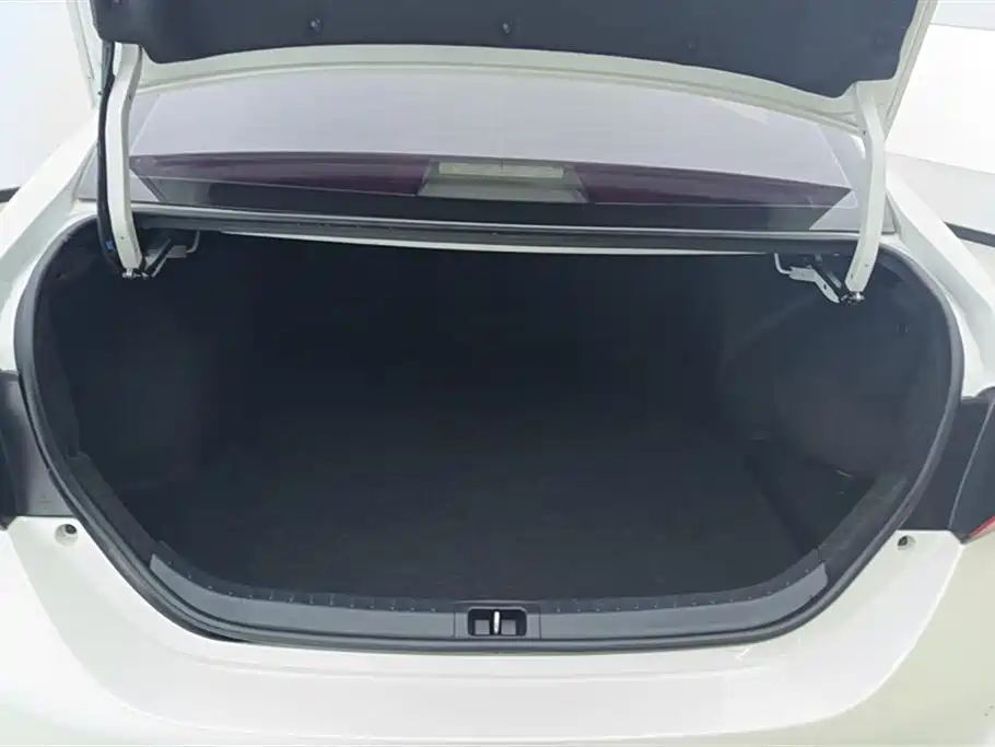 Toyota Levin 2018 — фото 4