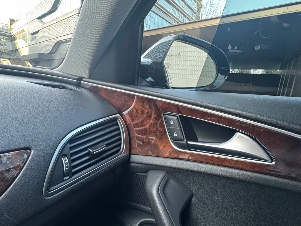 Audi A6L 2016 — фото 29