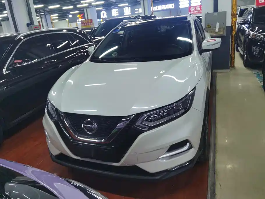 Nissan Qashqai 2023 — фото 2