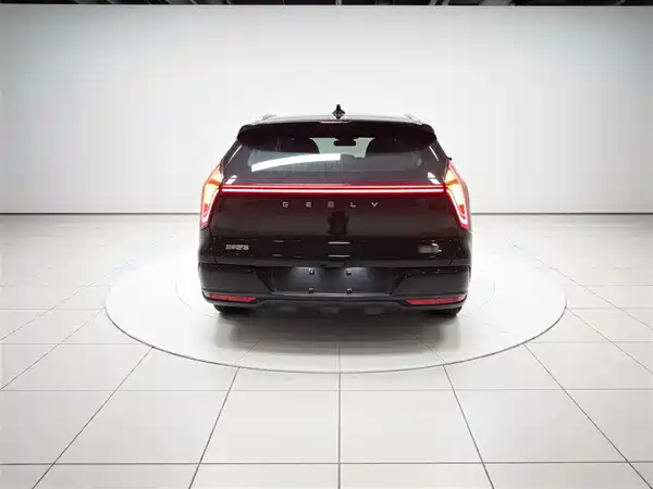 Geely Boyue L 2025