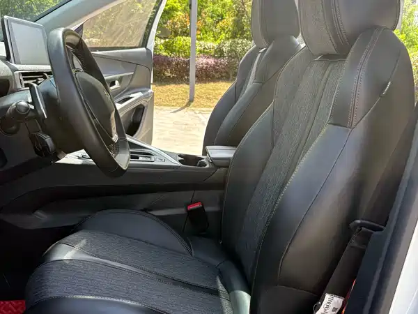 Peugeot 5008 2019
