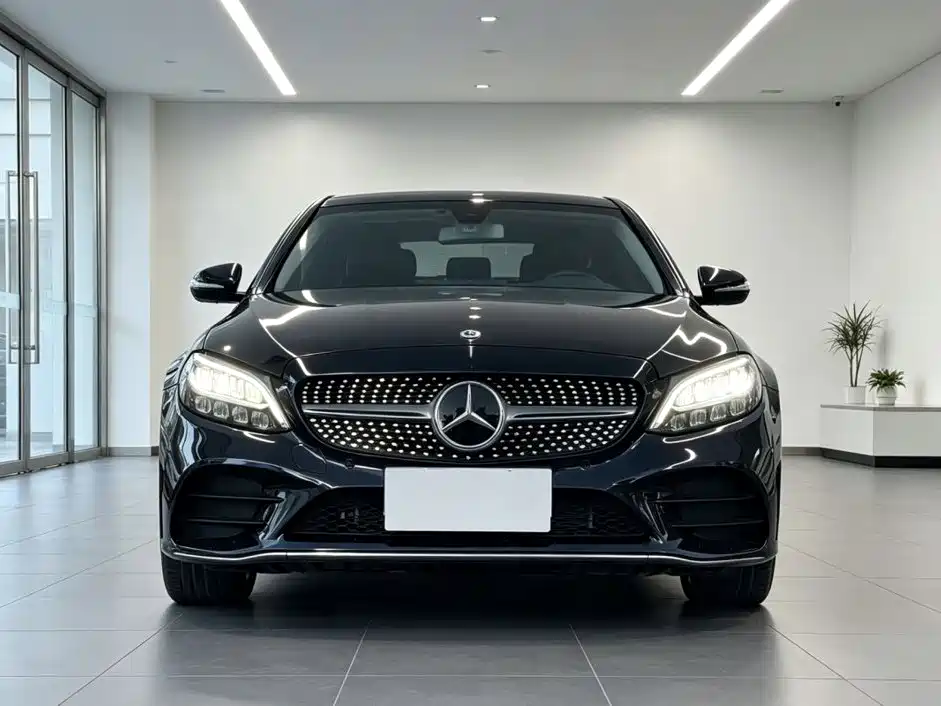Mercedes-Benz C-Class 2020
