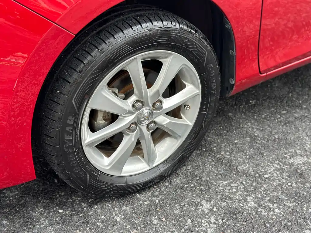Toyota Yaris L 2015 — фото 14