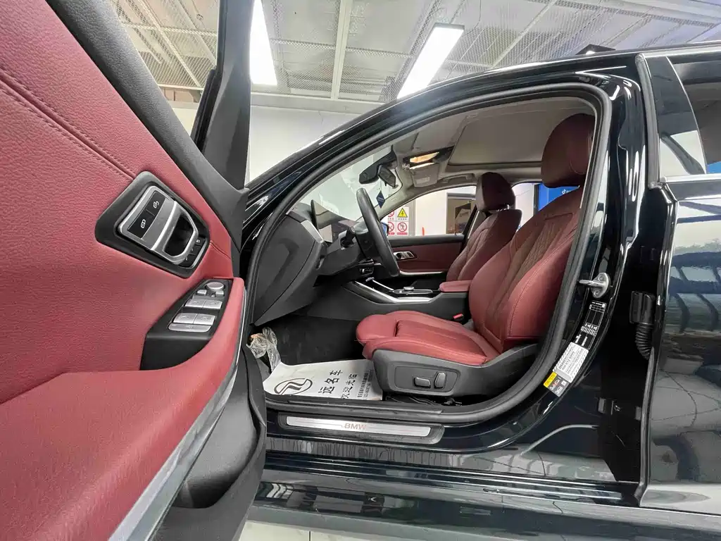 BMW i3 2024