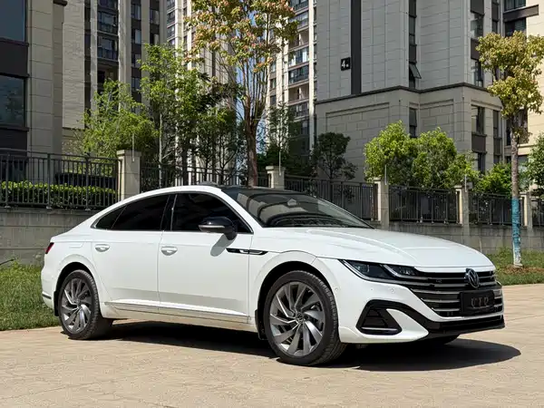 Volkswagen CC 2024