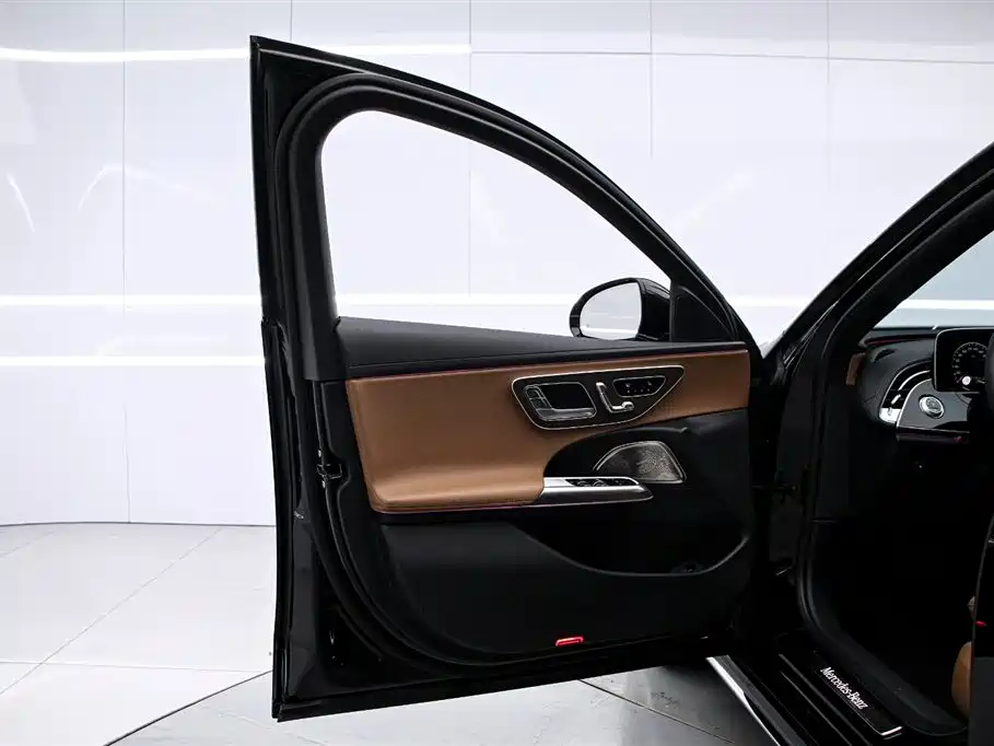 Mercedes-Benz E-Class New Energy 2025 — фото 11