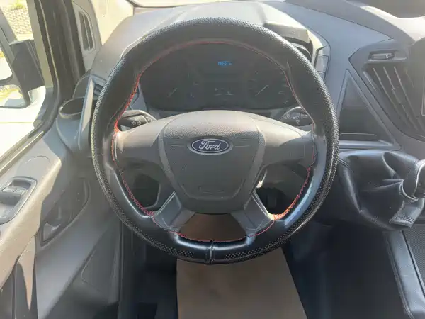 Ford Transit 2019